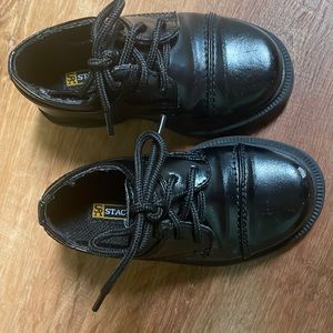 Toddler size 6.5 black Stacy Adams dress shoes